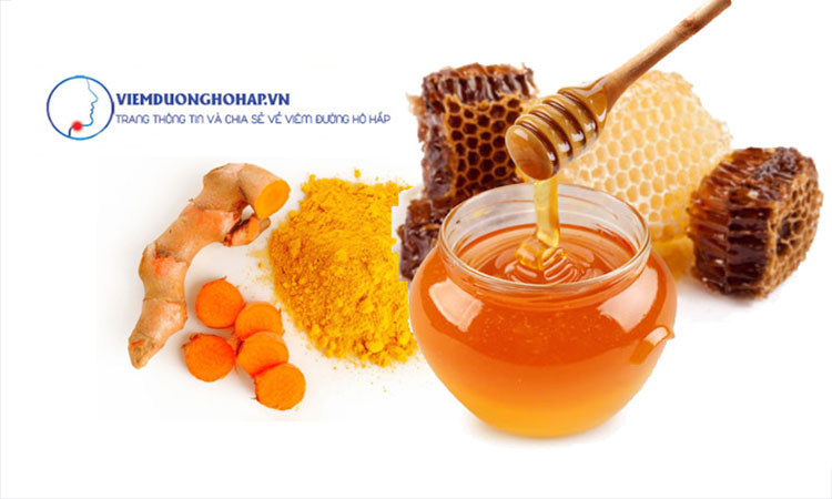 Sử dụng mật ong hỗ trợ điều trị viêm họng hiệu quả