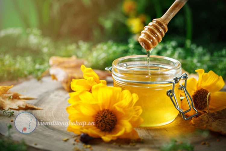 cách chữa viêm họng bằng quất và mật ong